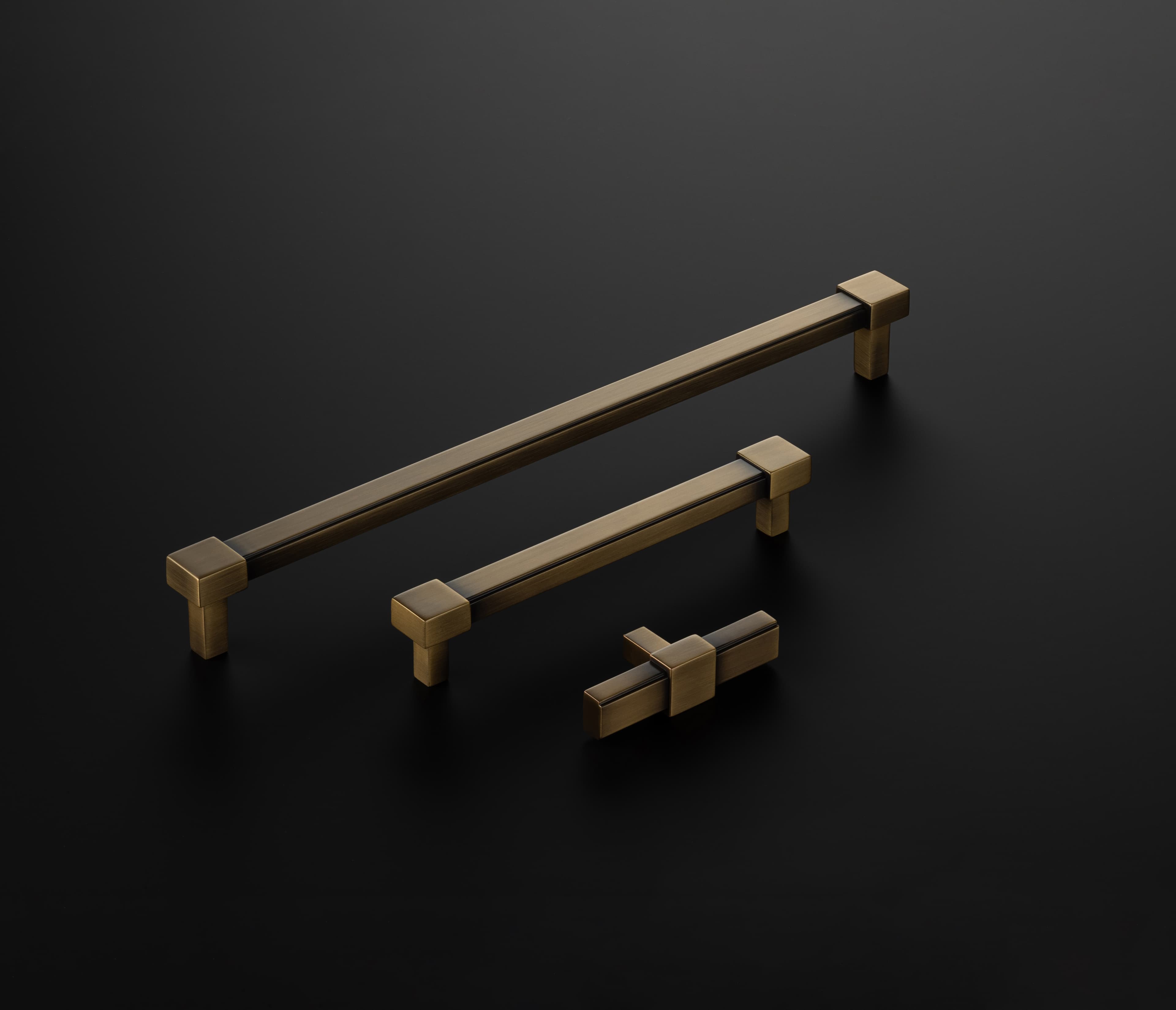Bailgate Handles